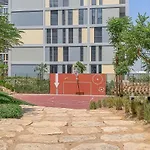 Frank Porter - Noor 3 Midtown