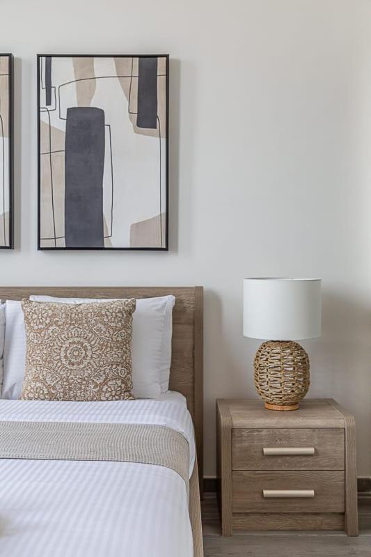 Frank Porter - Noor 3 Midtown Apartment *