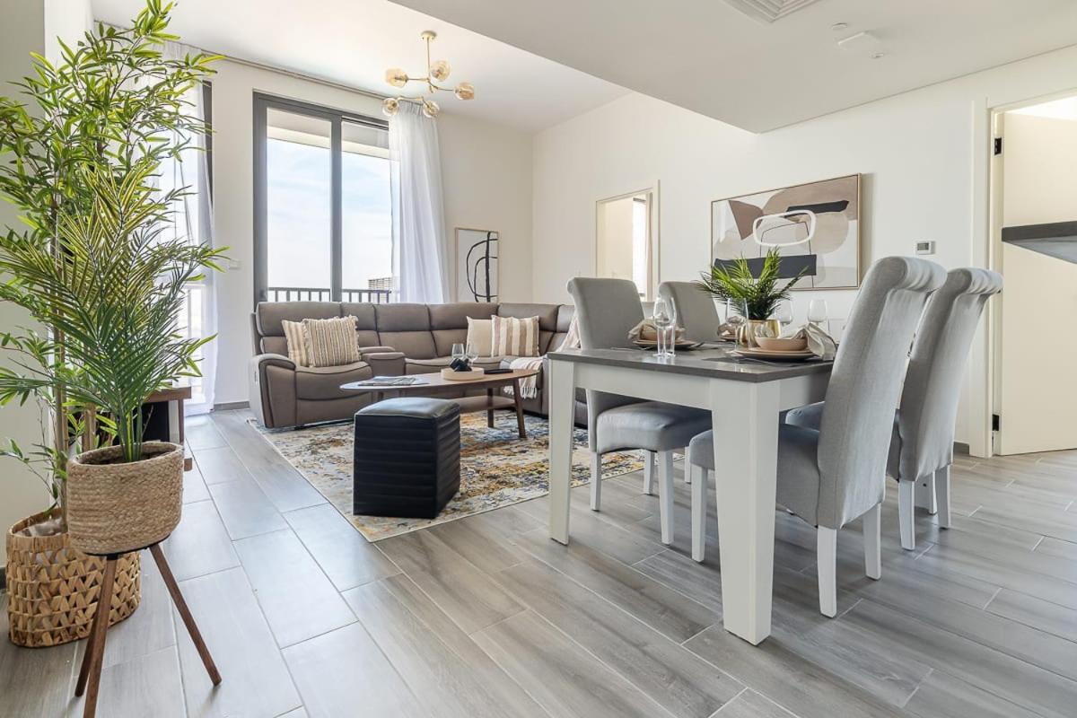 Frank Porter - Noor 3 Midtown Apartment *